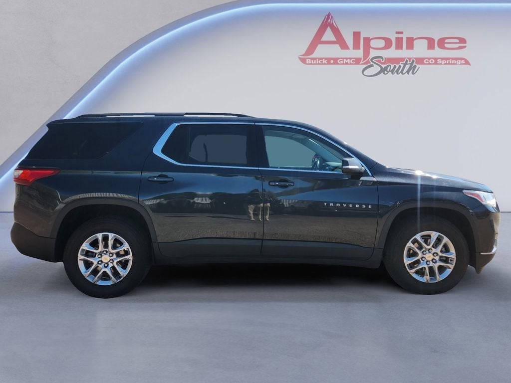 2021 Chevrolet Traverse LT Cloth