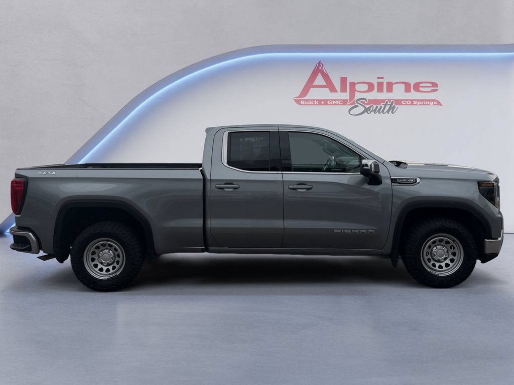 2025 GMC Sierra 1500 SLE