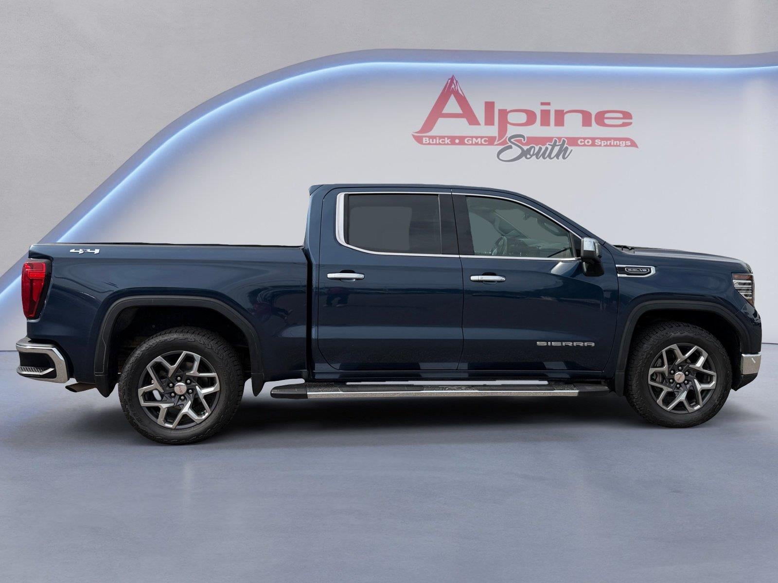 2022 GMC Sierra 1500 SLT