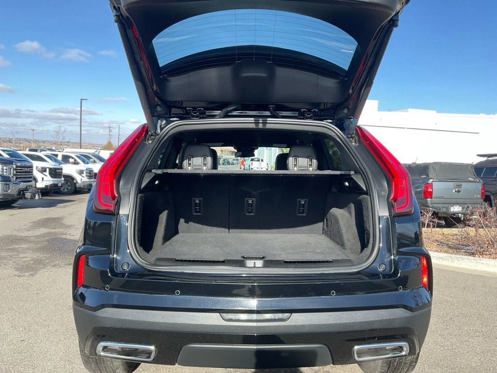 2024 Cadillac XT4 Premium Luxury