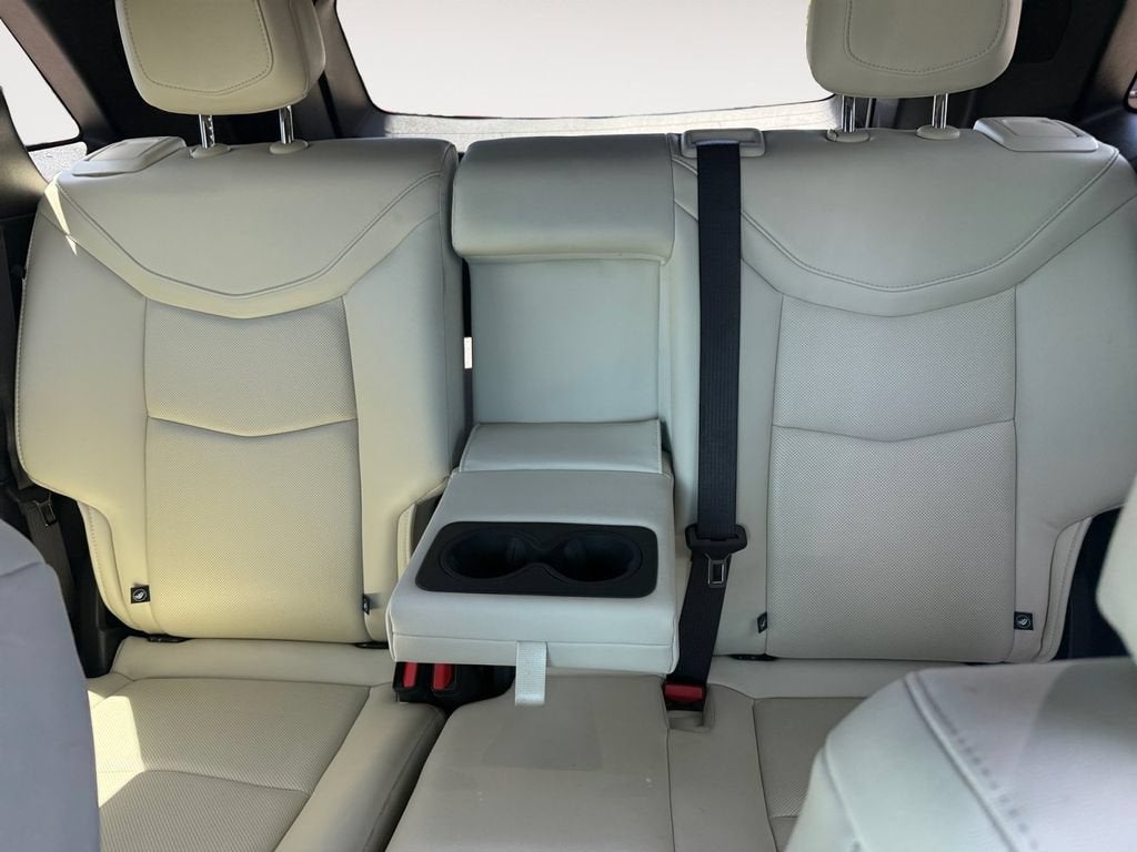 2025 Cadillac XT5 Sport