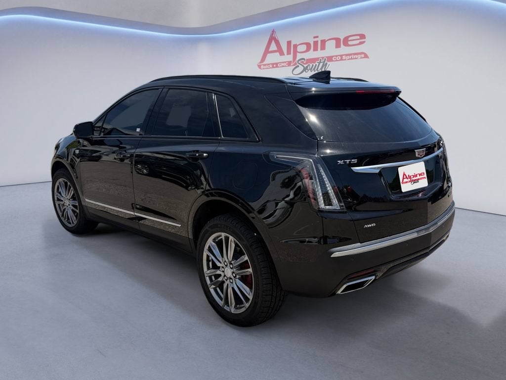 2025 Cadillac XT5 Sport