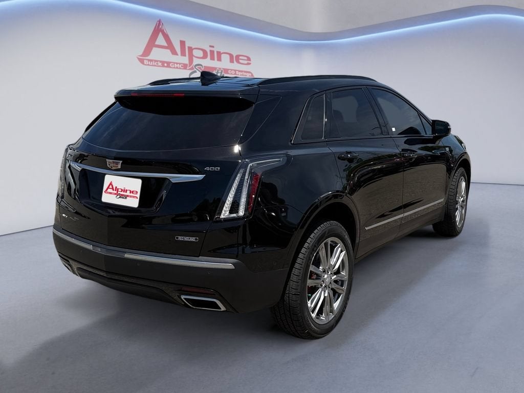 2025 Cadillac XT5 Sport