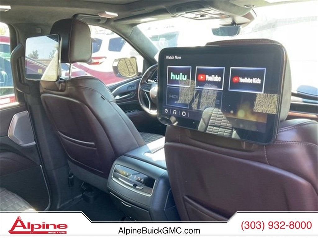 2023 Cadillac Escalade ESV Sport Platinum