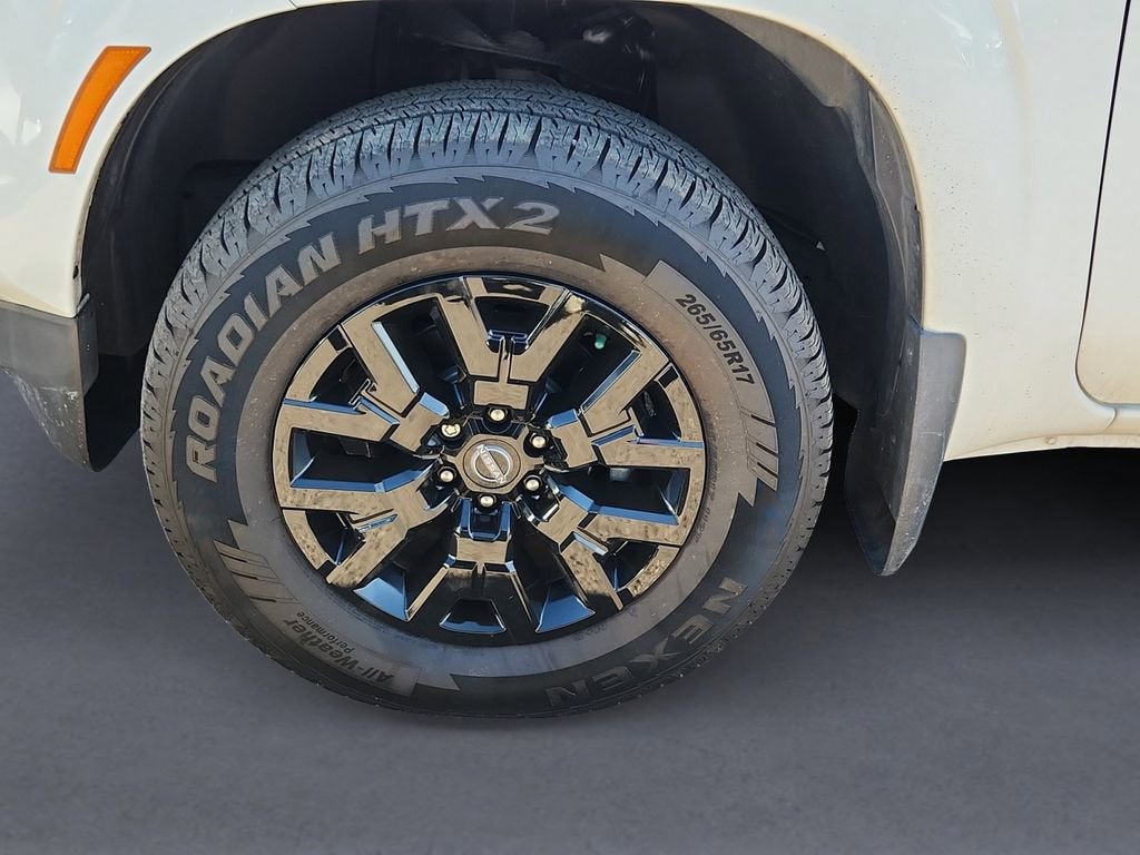 2022 Nissan Frontier SV