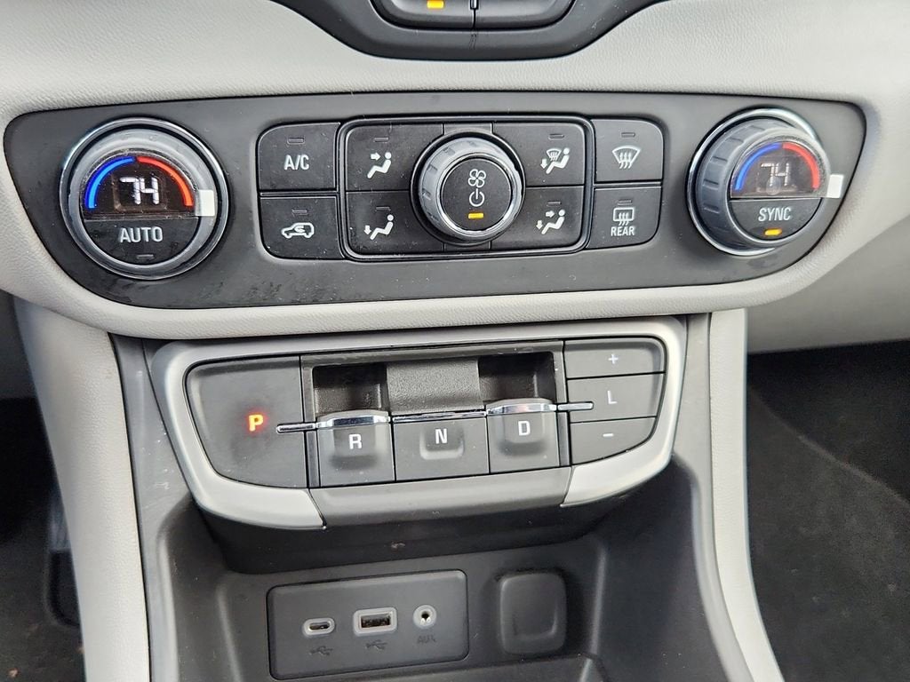 2023 GMC Terrain SLE