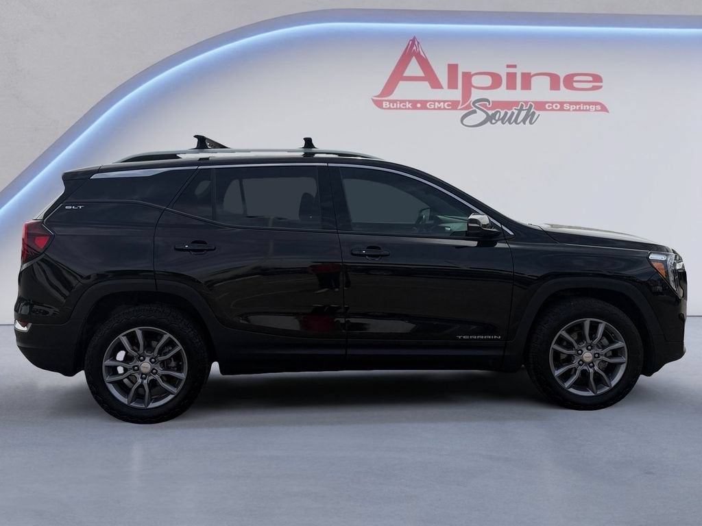 2024 GMC Terrain SLT
