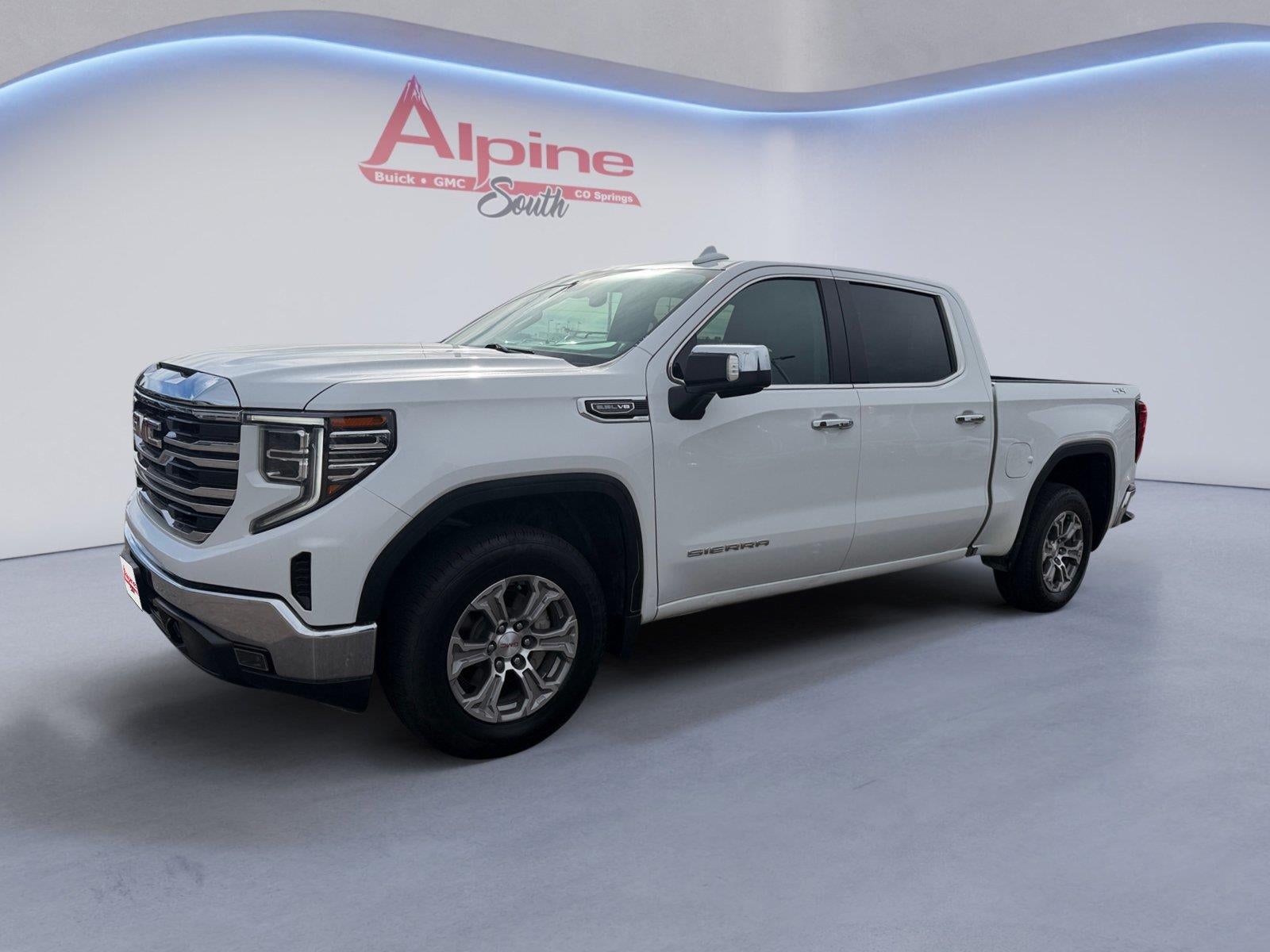 2025 GMC Sierra 1500 SLT
