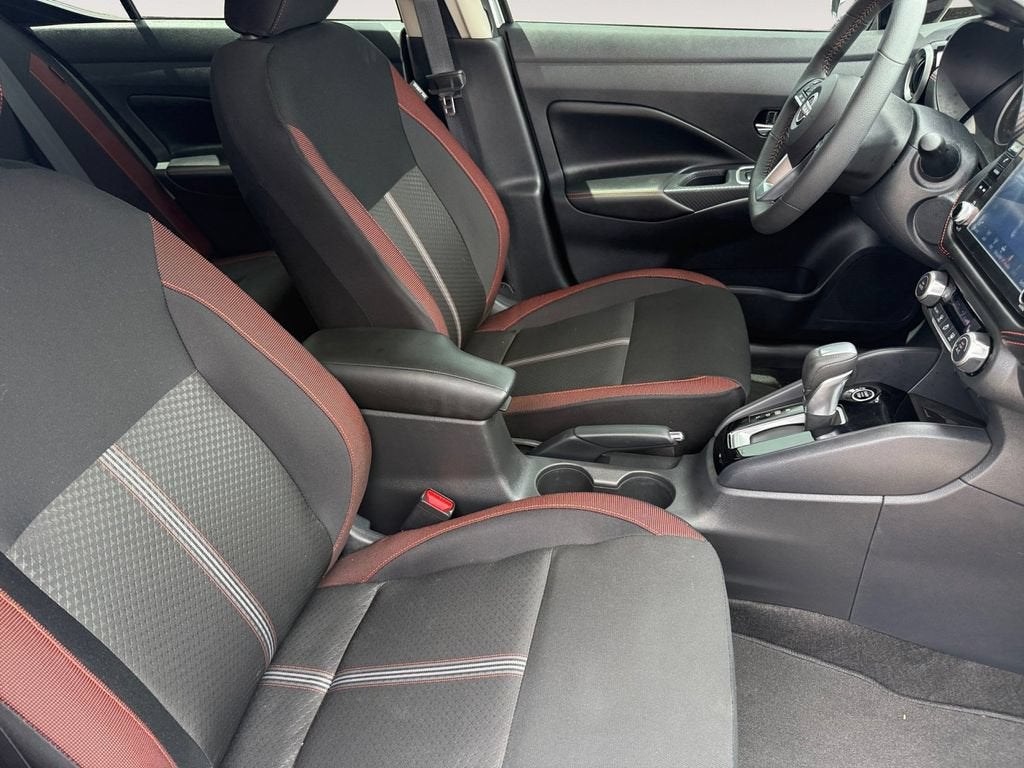 2025 Nissan Versa SR