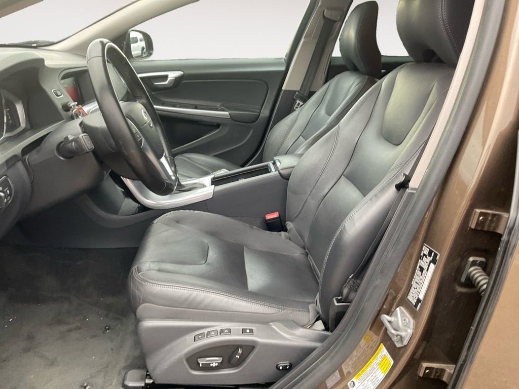 2018 Volvo V60 Cross Country T5 AWD