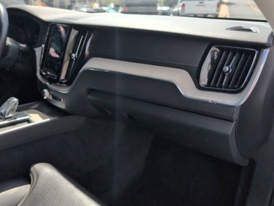 2022 Volvo XC60 Inscription