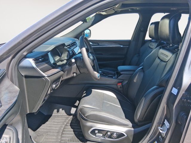 2025 Jeep Grand Cherokee Overland
