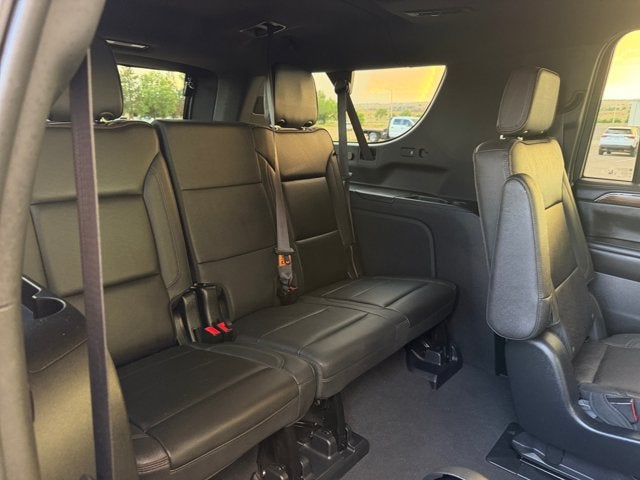 2023 Chevrolet Suburban High Country