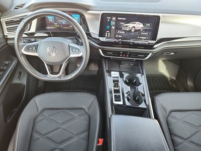 2024 Volkswagen Atlas Cross Sport 2.0T SE w/Technology