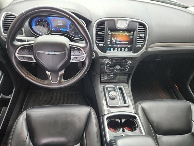 2022 Chrysler 300 Touring