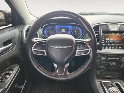 2022 Chrysler 300 Touring