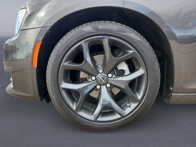 2022 Chrysler 300 Touring