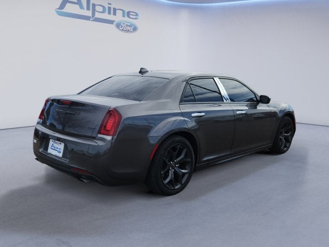 2022 Chrysler 300 Touring