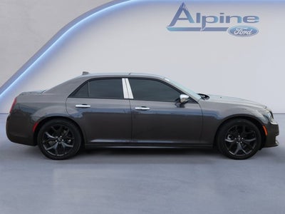 2022 Chrysler 300 Touring