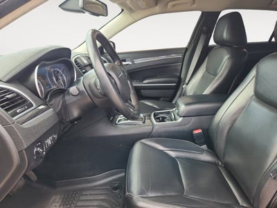 2022 Chrysler 300 Touring