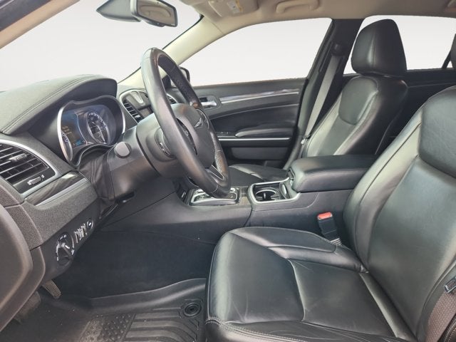 2022 Chrysler 300 Touring