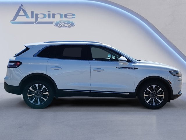 2023 Lincoln Nautilus Standard