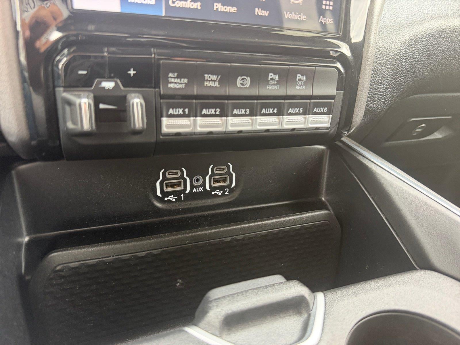 2024 RAM 3500 Laramie
