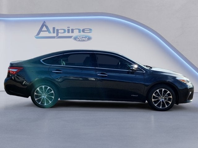 2017 Toyota Avalon Hybrid XLE Plus