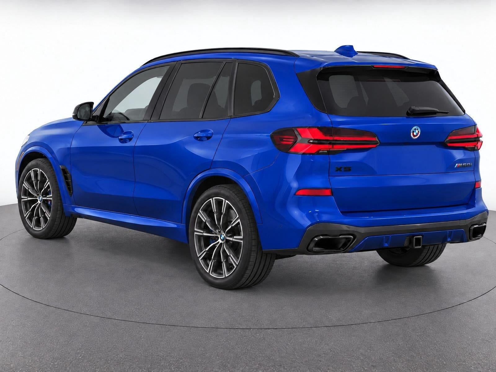 2024 BMW X5 M60i
