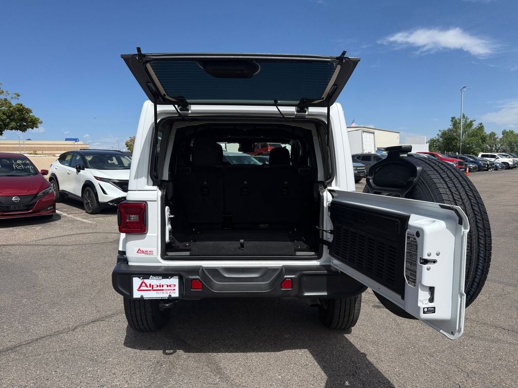 2025 Jeep Wrangler Sahara