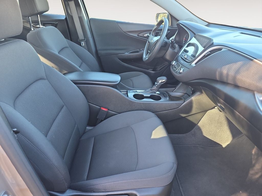 2024 Chevrolet Malibu LS 1FL