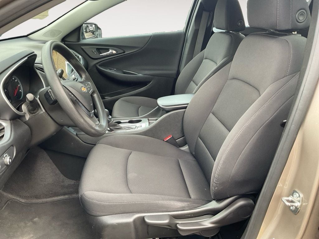 2024 Chevrolet Malibu LS 1FL