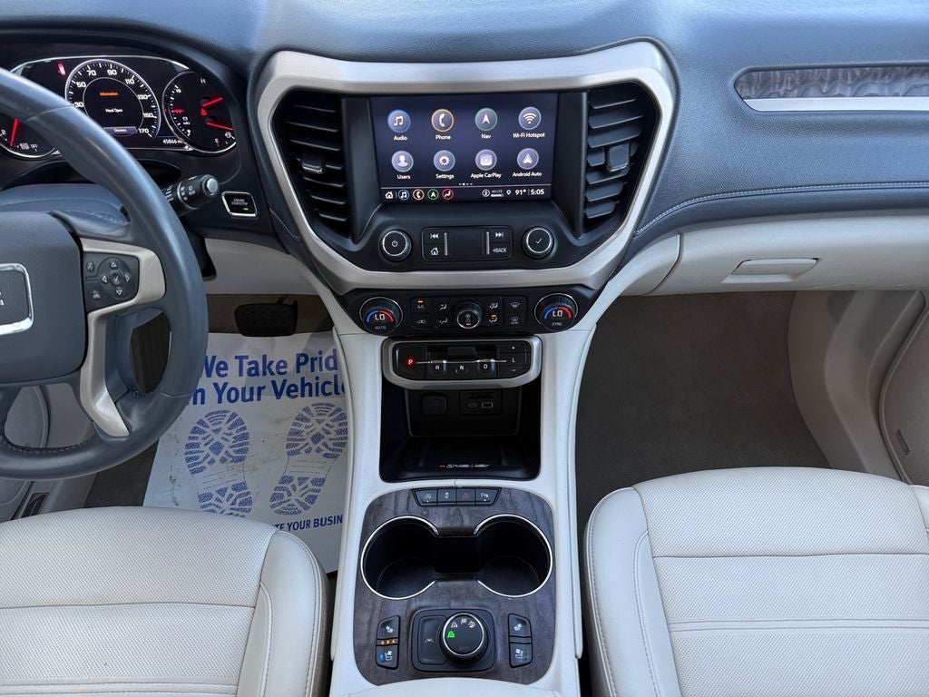 2022 GMC Acadia Denali