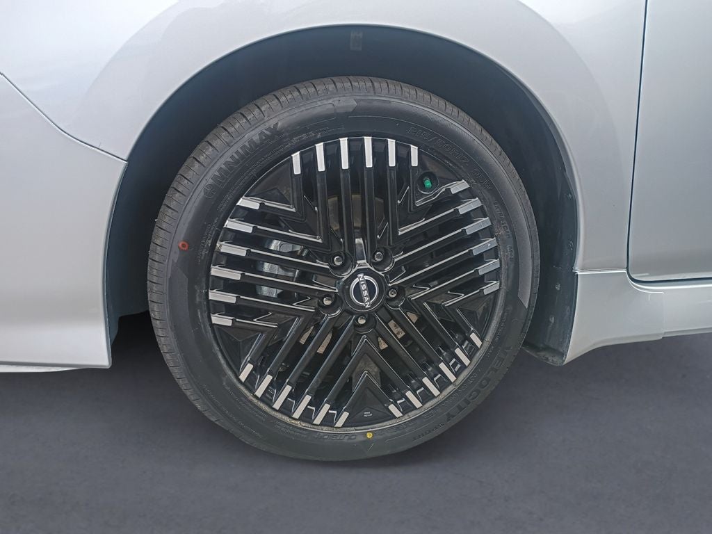 2025 Nissan Leaf SV Plus