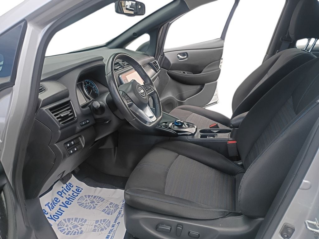 2025 Nissan Leaf SV Plus