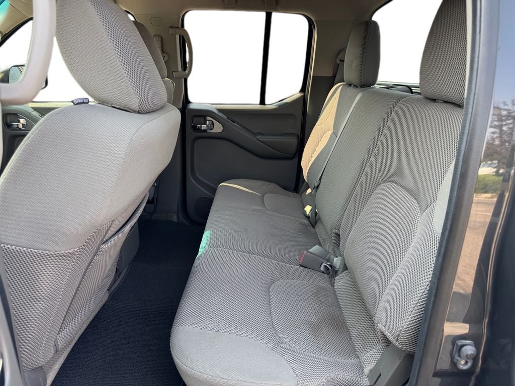 2013 Nissan Frontier SV