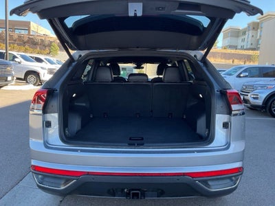 2025 Volkswagen Atlas Cross Sport 2.0T SE w/Technology