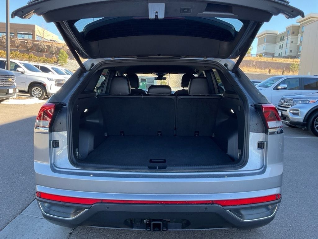 2025 Volkswagen Atlas Cross Sport 2.0T SE w/Technology
