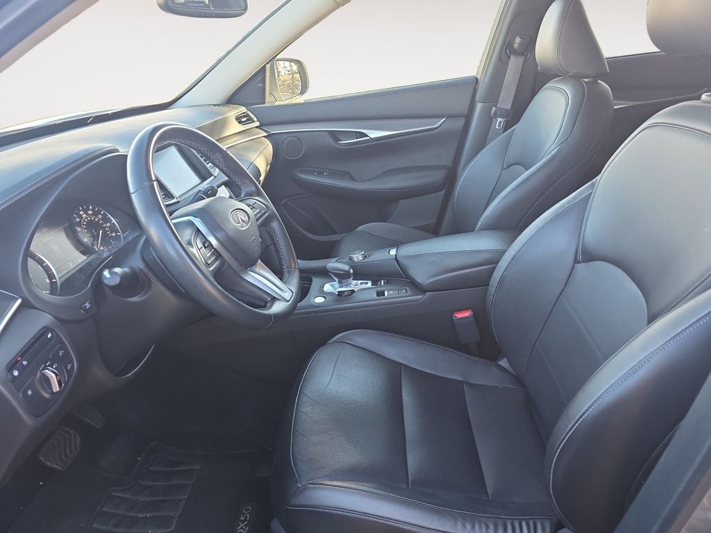 2022 INFINITI QX50 LUXE