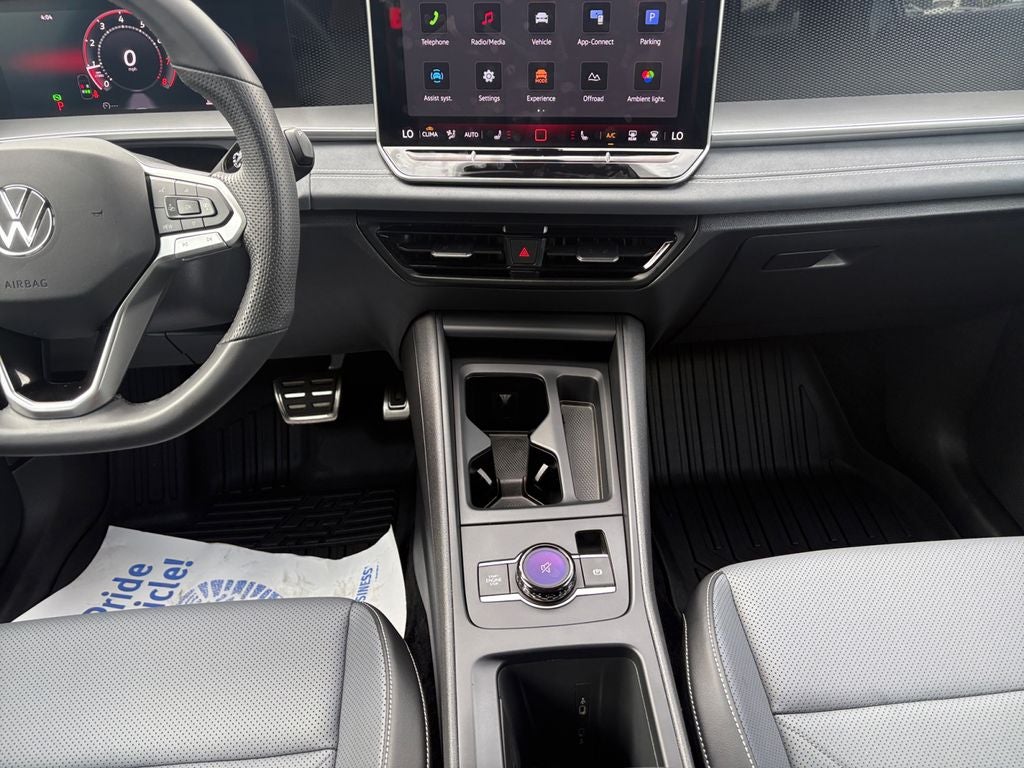 2026 Volkswagen Tiguan 2.0T SE R-Line Black