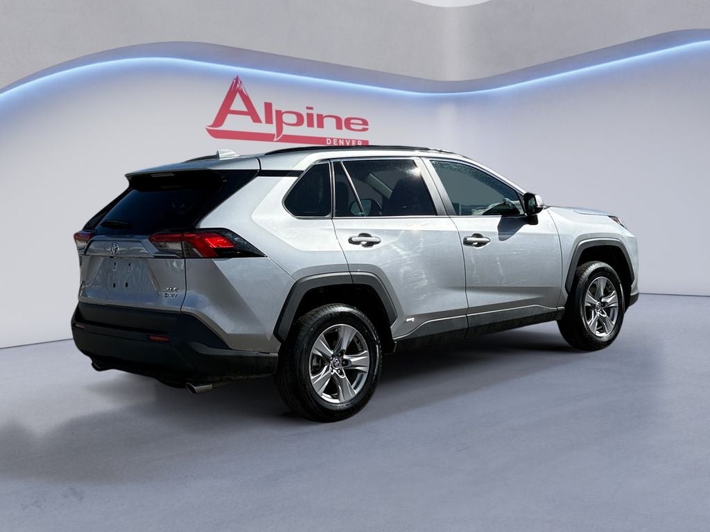 2025 Toyota RAV4 Hybrid XLE