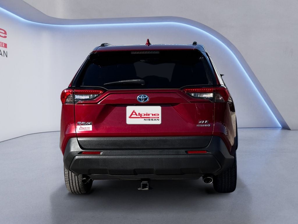 2021 Toyota RAV4 Hybrid XLE