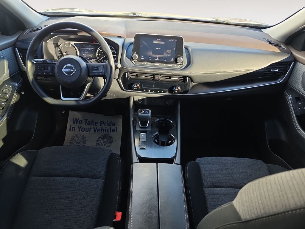 2022 Nissan Rogue SV