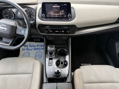 2025 Nissan Rogue SV