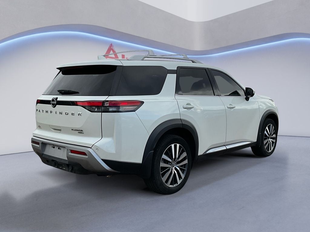 2022 Nissan Pathfinder Platinum