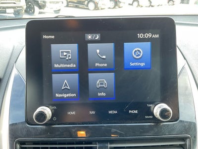 2025 Mitsubishi Eclipse Cross Base