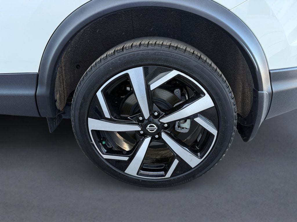 2022 Nissan Rogue Sport SL