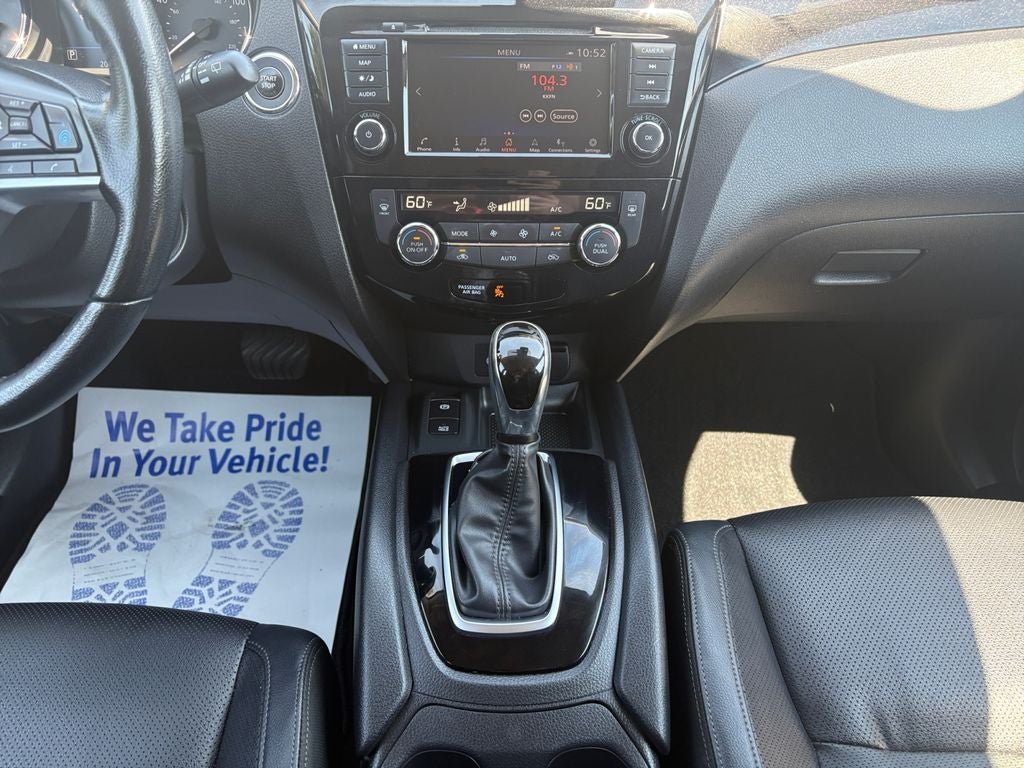 2022 Nissan Rogue Sport SL