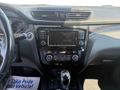 2022 Nissan Rogue Sport SL
