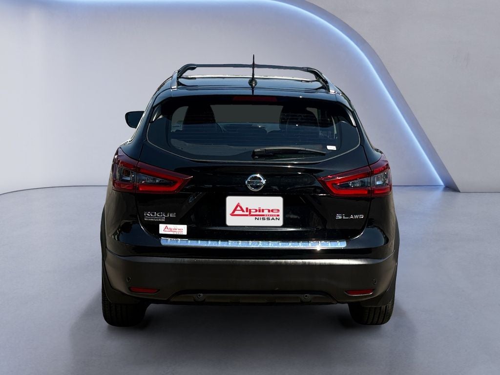 2022 Nissan Rogue Sport SL